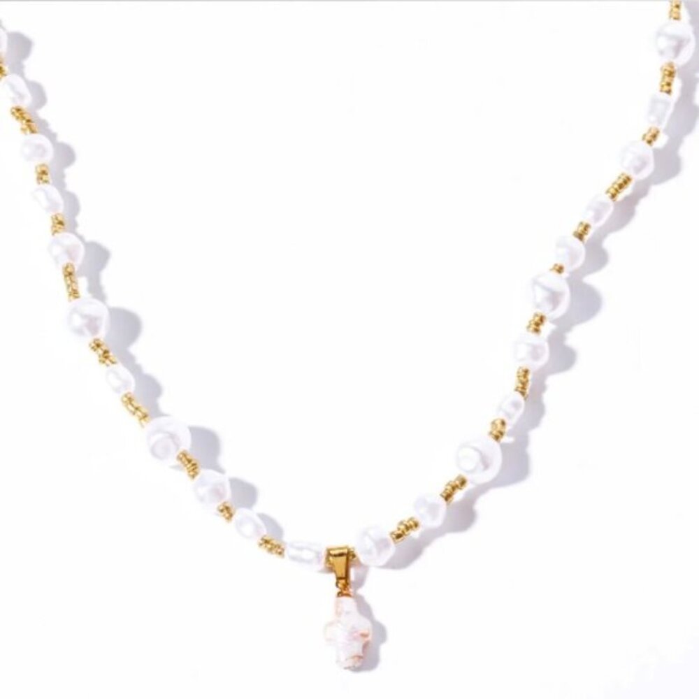 Delicate Baroque Pearl Cross Necklace for Women Shell Necklace Retro - Picture 2 of 2